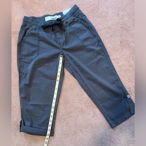 Women’s Sonoma Capri Mid Rise Bottoms